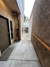 MLS #WS25278434 image #0