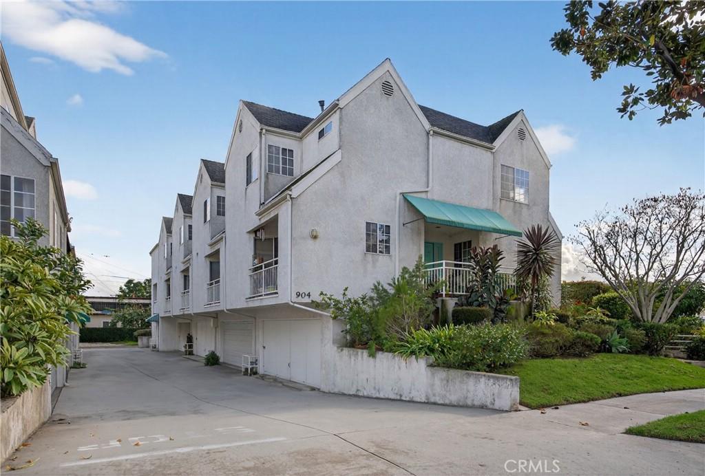 MLS #WS25281275 image #0