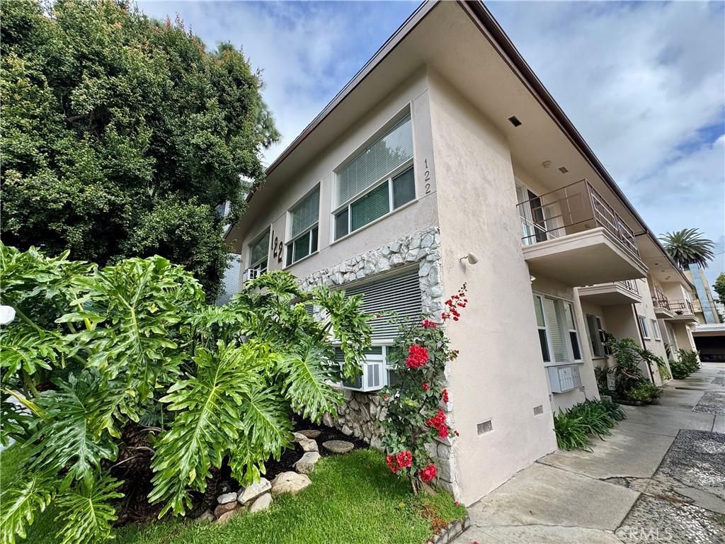 MLS #WS26002496 image #0