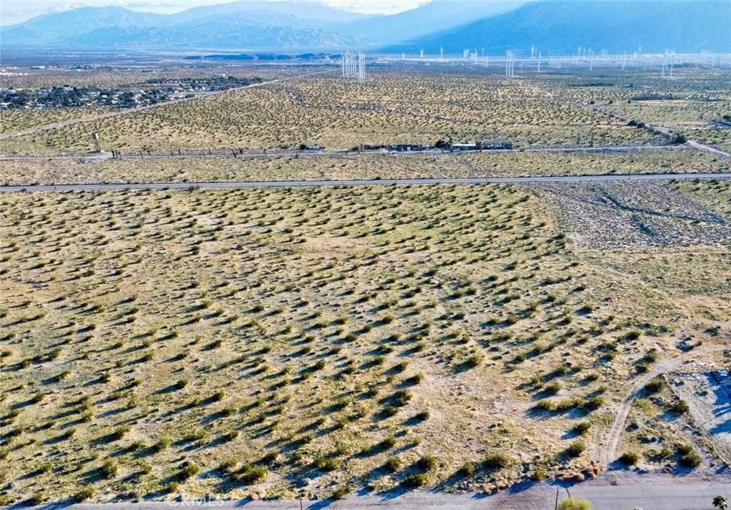 MLS #WS26002921 image #0