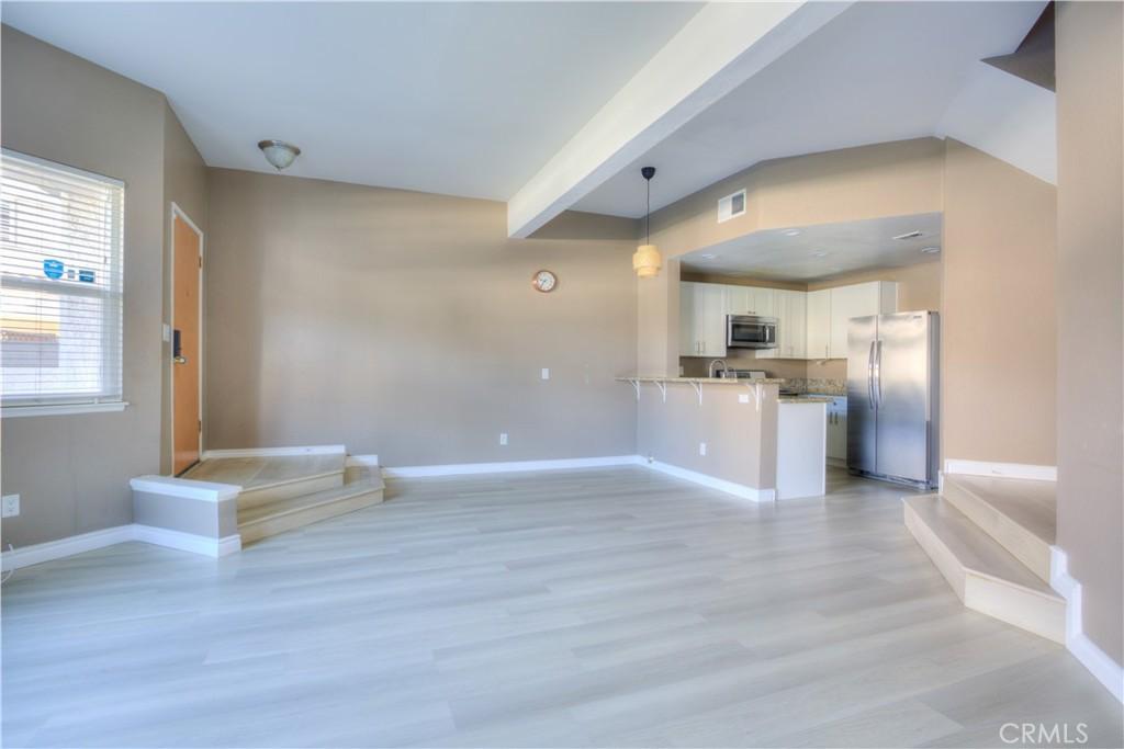 MLS #WS26007890 image #0