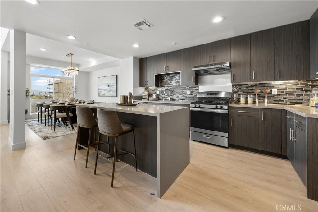 MLS #WS26008920 image #0