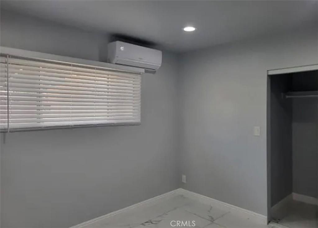 MLS #WS26010433 image #0