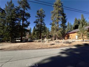 1 Canyon Road Fawnskin CA 92333 | MLS #WS26019225 41 MLS #WS26019225 image #0