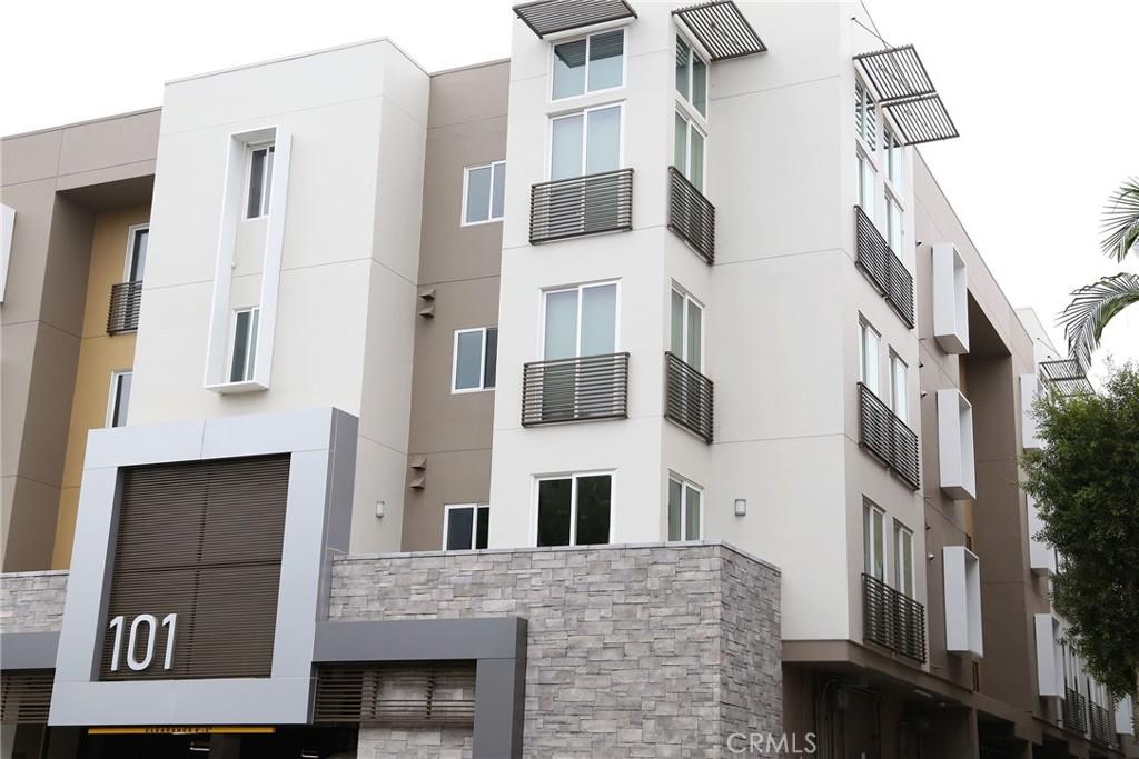 MLS #WS26047079 image #0