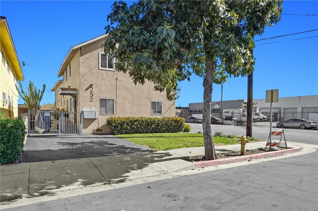 MLS #WS26051036 image #0