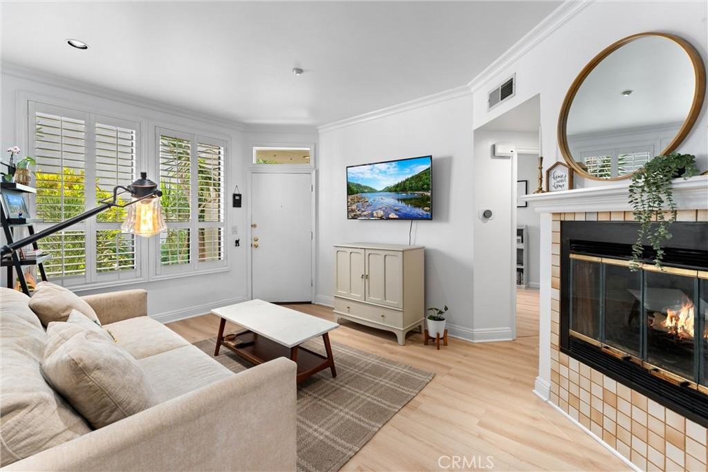 MLS #WS26063214 image #0