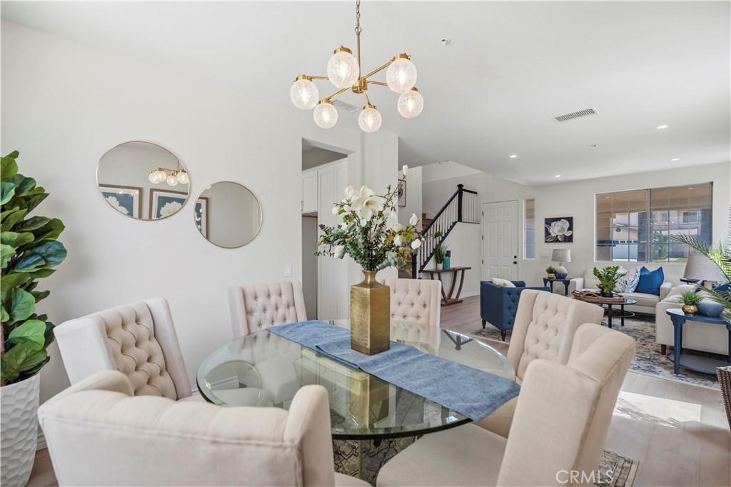 MLS #WS26075427 image #0