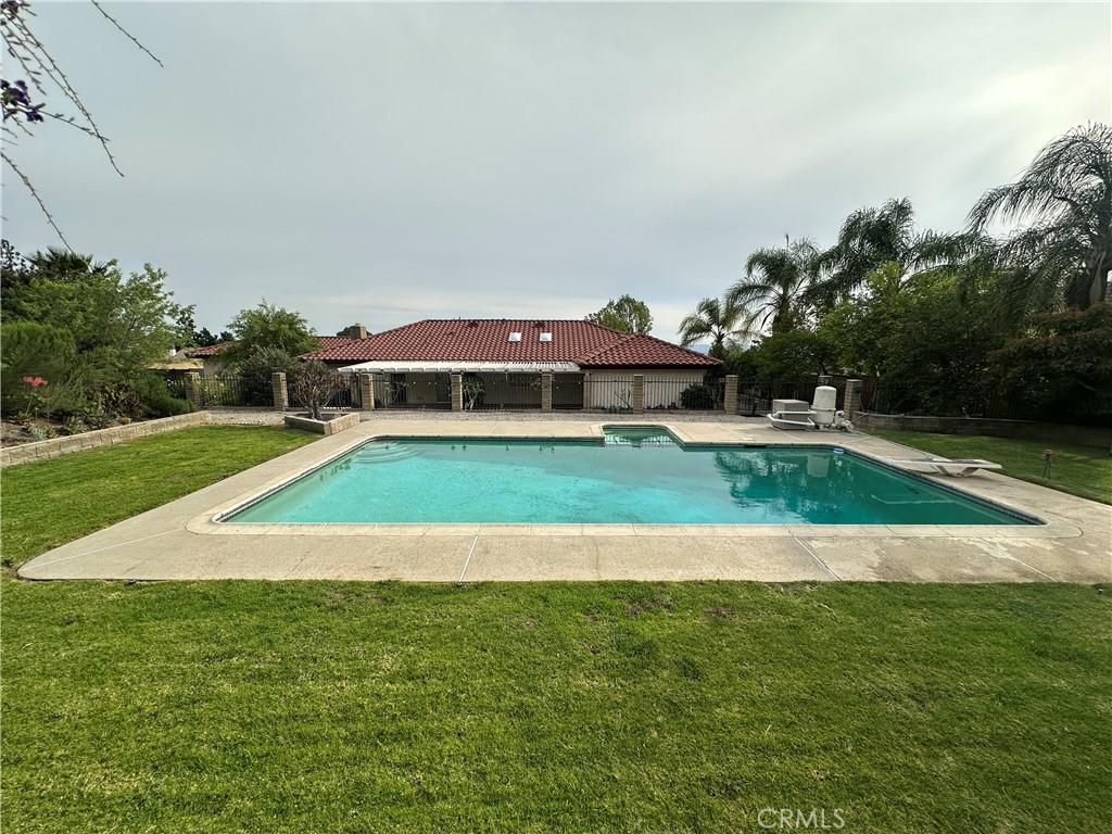 MLS #IV25231790 image #0