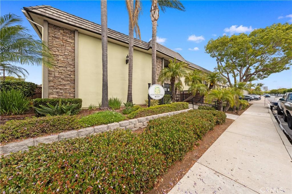 MLS #WS26099179 image #0
