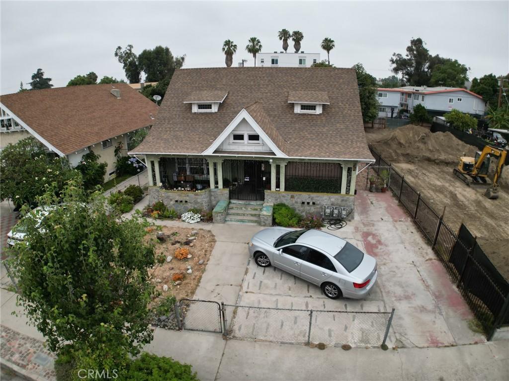 1229 W 37th DR Los Angeles CA 90007 | MLS #WS26106991 41 MLS #WS26106991 image #0