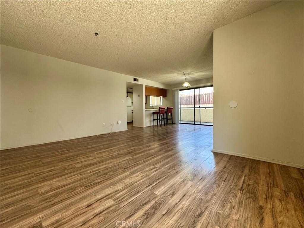 MLS #WS26149543 image #0