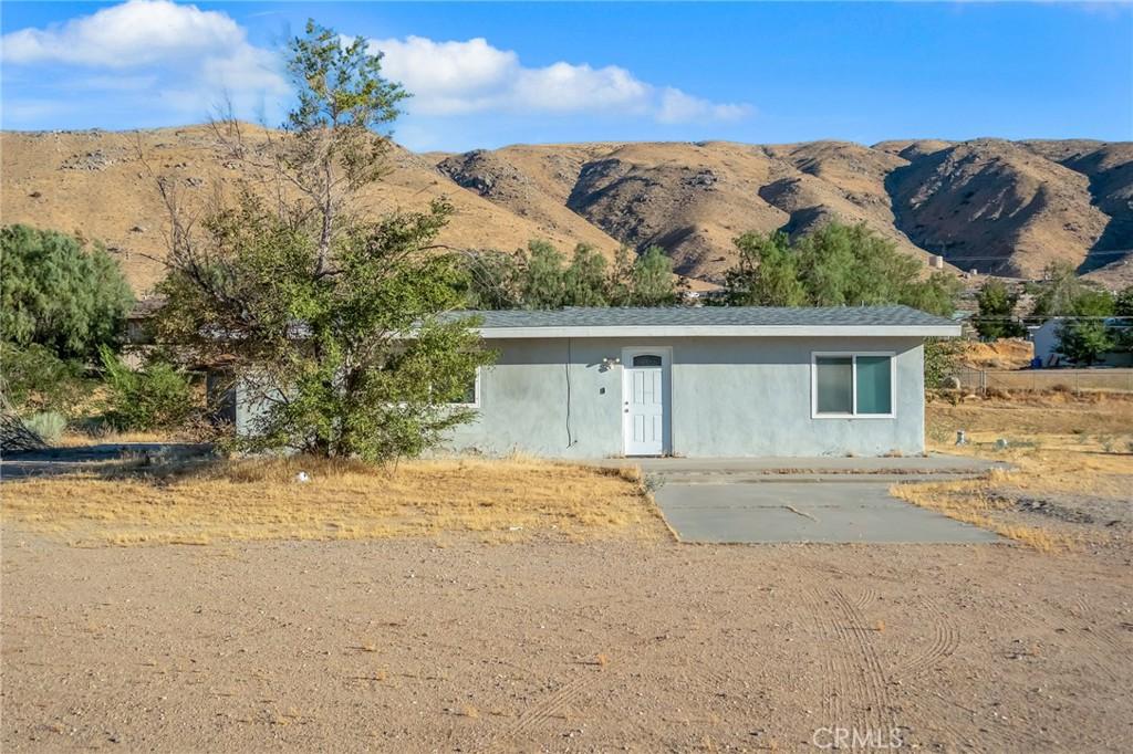 9376 Flora Vista Apple Valley CA 92308 | MLS #WS26151256 45 MLS #WS26151256 image #0
