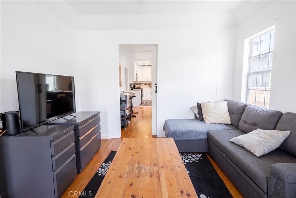 MLS #WS26156691 image #0