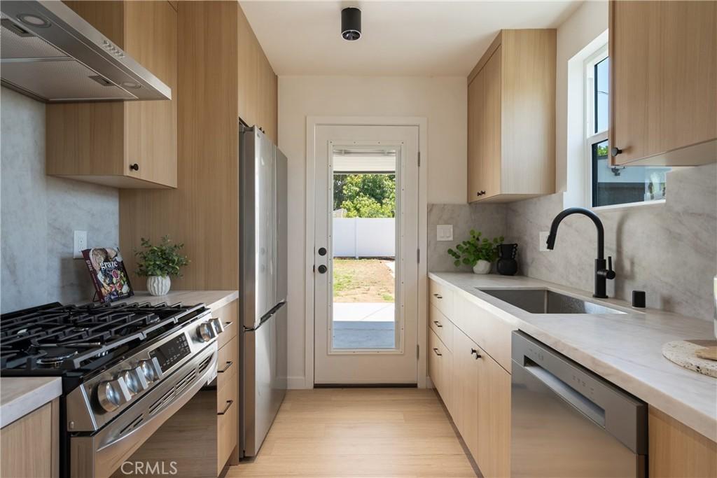 MLS #WS26166205 image #0