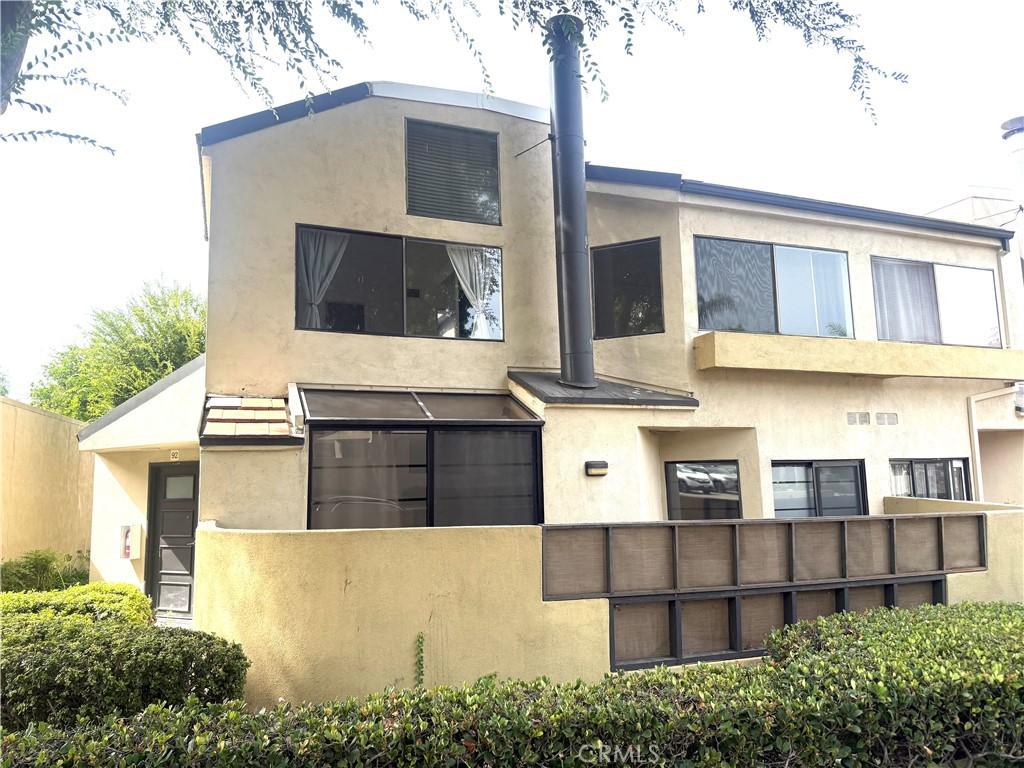 MLS #WS26178077 image #0