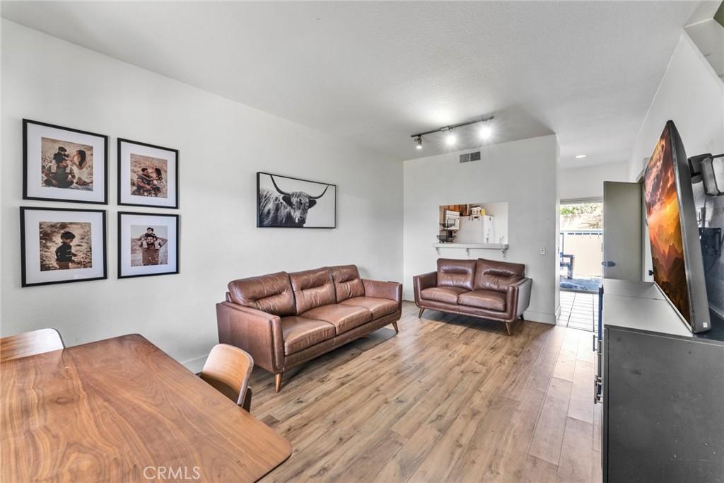 MLS #WS26182233 image #0
