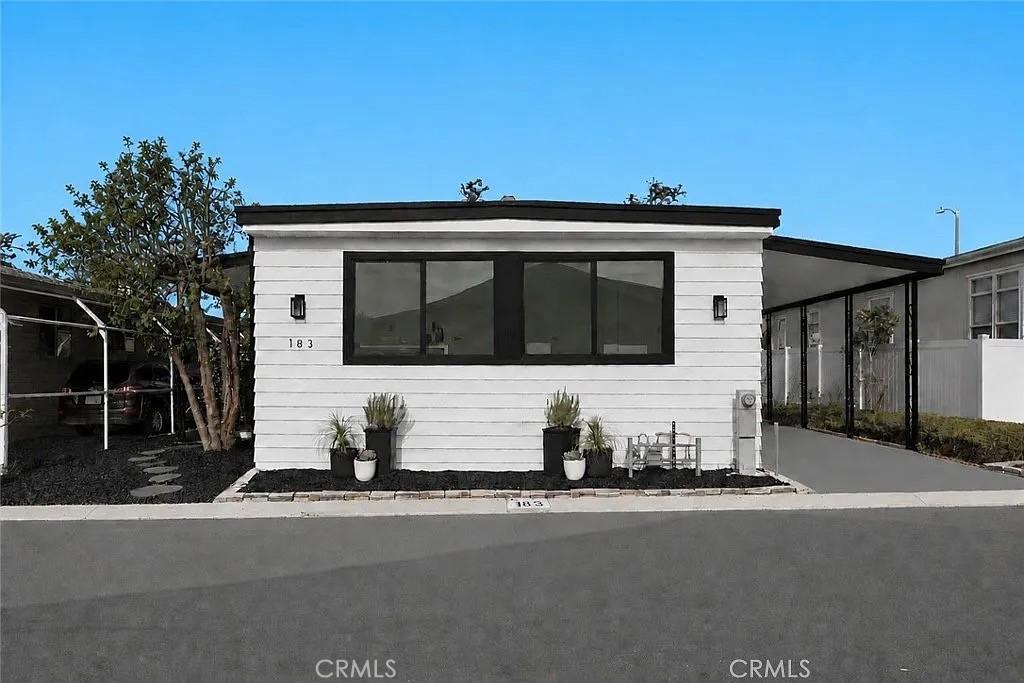 MLS #WS26194697 image #0