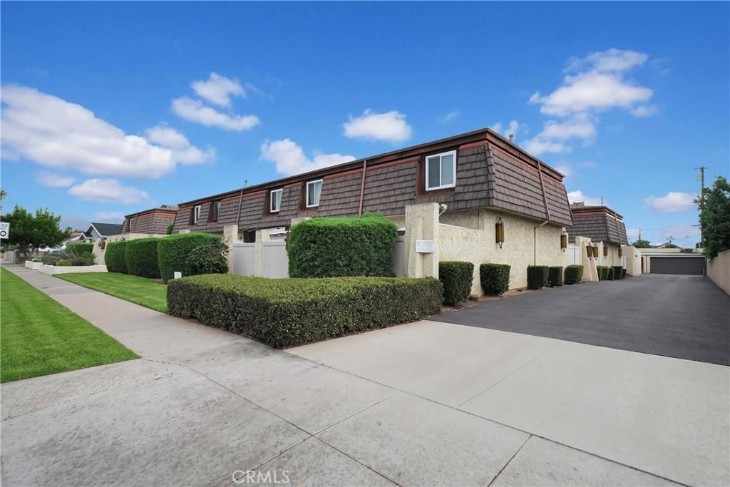 MLS #WS26195562 image #0
