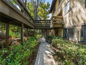 MLS #WS26207478 image #0
