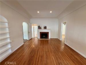 MLS #WS26224440 image #0